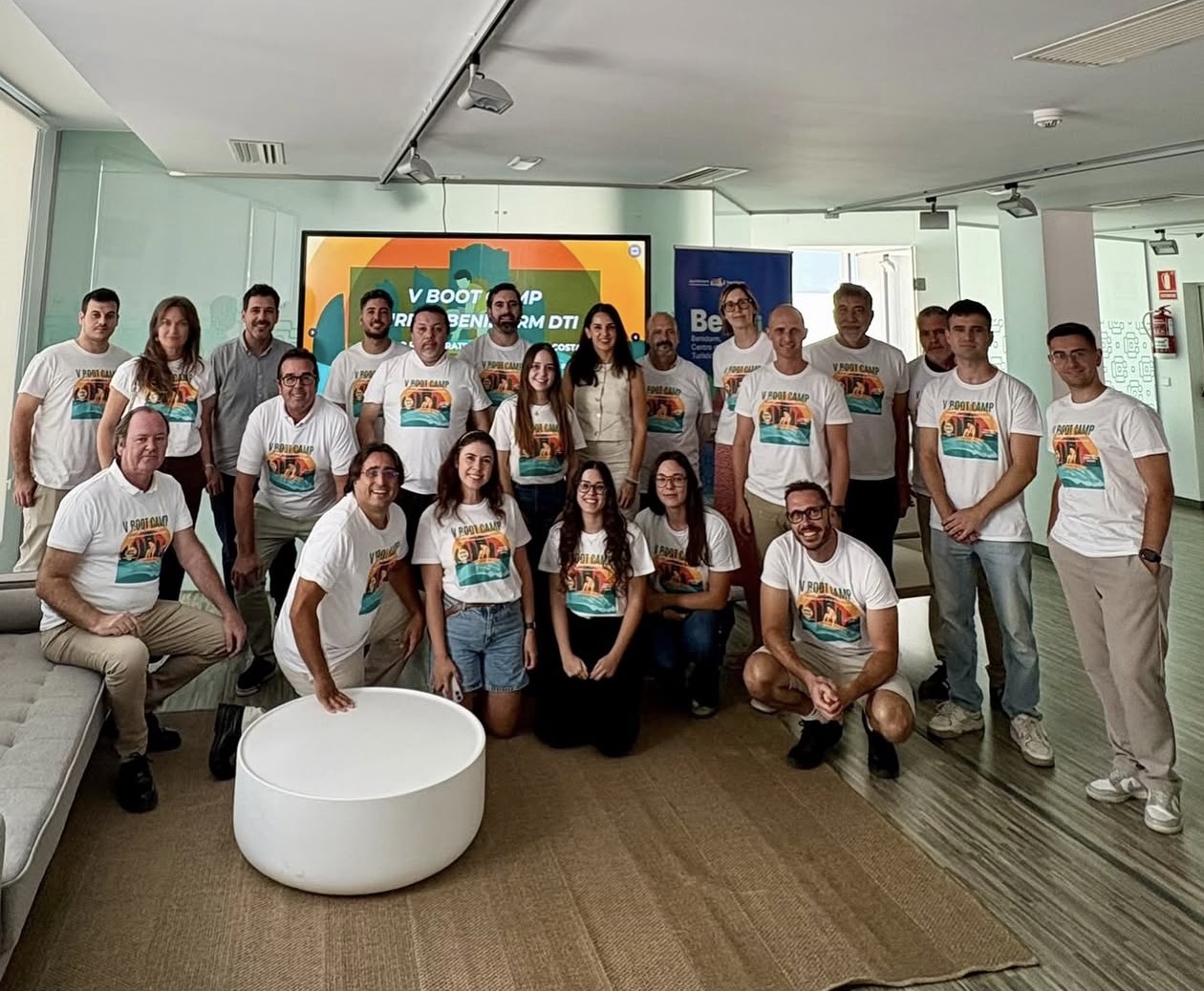 ADESTIC impulsa el papel estrat&eacute;gico de las pymes tecnol&oacute;gicas en el V Bootcamp Surfea Benidorm DTI sobre Turismo Regenerativo organizado por Inteligencia Tur&iacute;stica