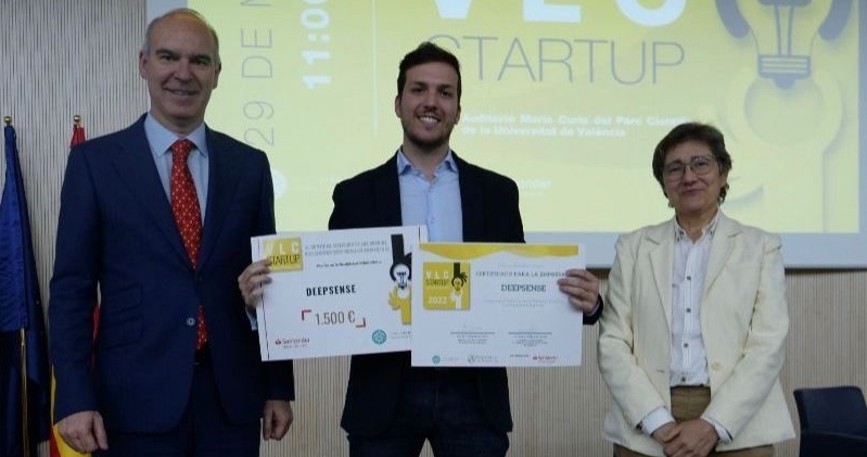 Deepsense gana el premio #VLCStartup de Parc Científic de la Universitat de València y Banco Santander.