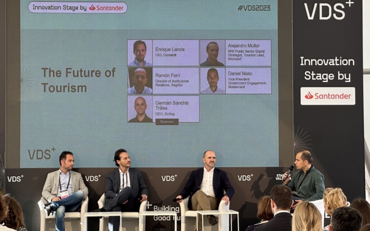 La VI Edición de la Valencia Digital Summit (VDS) contó con la participación de ADESTIC. 